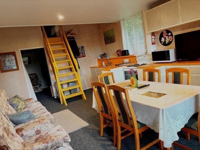 Appartamento Country Retreat Cooks Beach Esterno foto